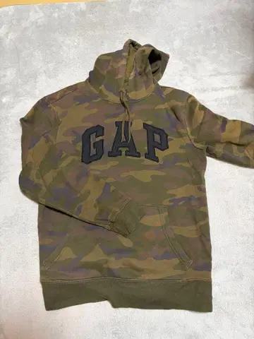 GAP 카모 패턴 후드 부착 후드티