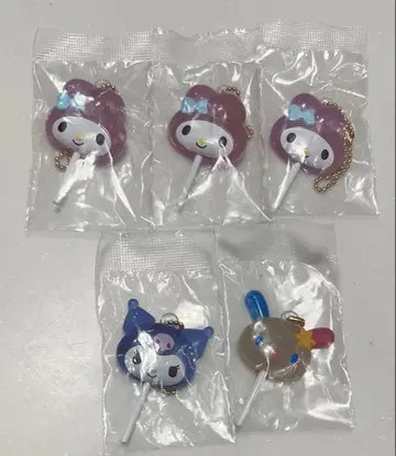 산리오 컬러풀 캔디 참 마이멜로디 쿠로미 가챠가챠