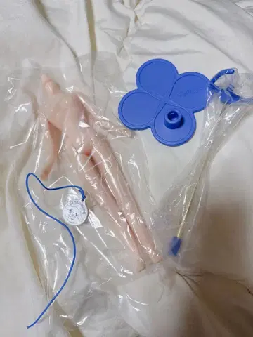 CWC 한정판 네오 브라이스 위시풀 브라이스 & 스타더스트 시나모롤 본체