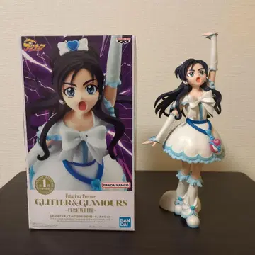 큐어 화이트 글리터 & 글래머러스 피규어
