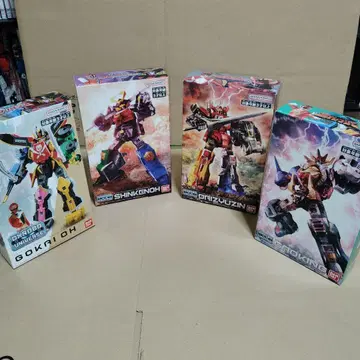 디럭스 로봇 유니버스 4체 세트