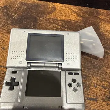 [ 닌텐도 뮤지엄 한정판 ] Nintendo DS 키링 실버