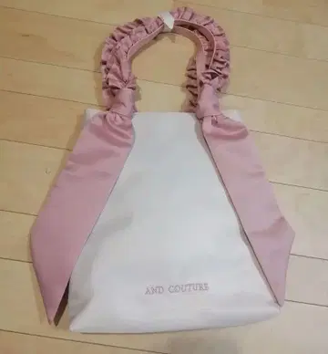 새상품 AND COUTURE 프릴 핸들 토트백