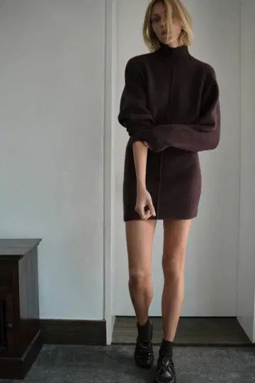 ZARA XS 소프트 니트 원피스 브라운