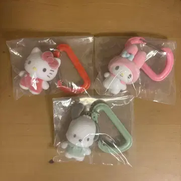 산리오 컬러풀 카라비너 마스코트 참 묶음 판매