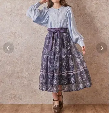 새상품급 axesfemme 플라워 프린트 롱 스커트