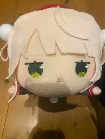 시구레 우이 누워있는 BIG 봉제 인형