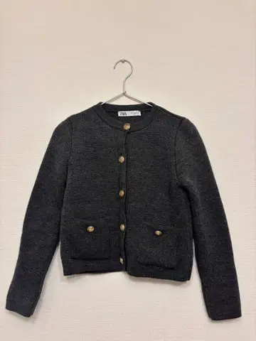 ZARA 다크 그레이 가디건