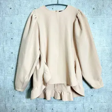 [Secret Trophy] 2024년제 백 프릴 풀오버