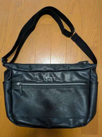 McGREGOR 블랙 숄더백