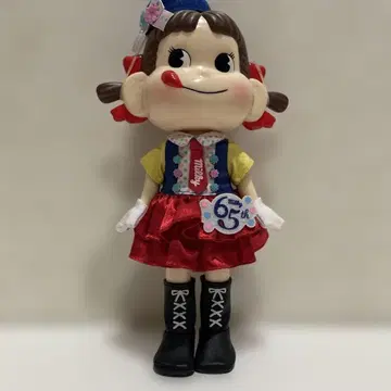 후지야 페코짱 한정 65주년 의상