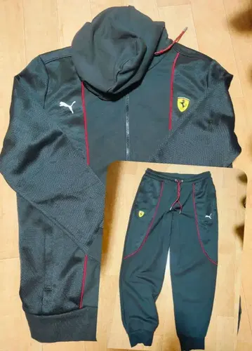 PUMA 페라리 맨투맨 자켓과 스웨트 팬츠 상하의 세트