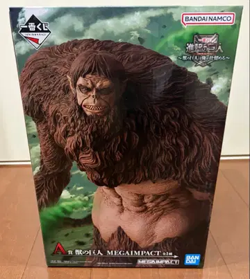 진격의 거인 짐승의 거인 MEGAIMPACT 피규어