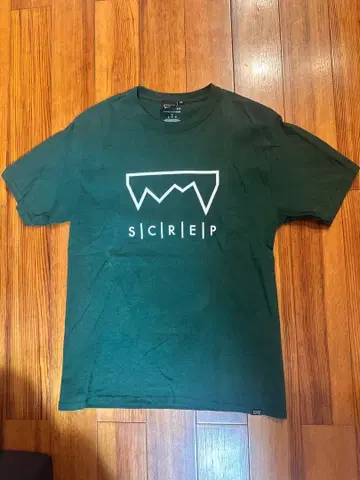 SCREPE 다크 그린 T셔츠 M 사이즈