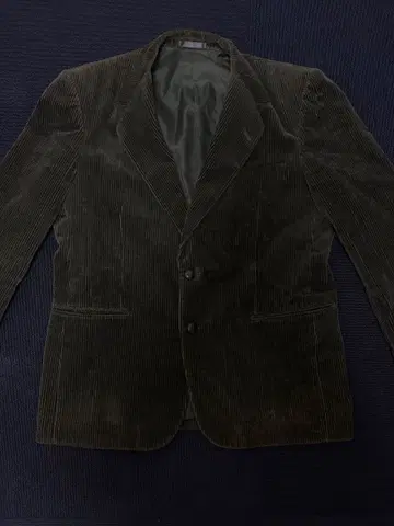 올리브 그린 코듀로이 자켓