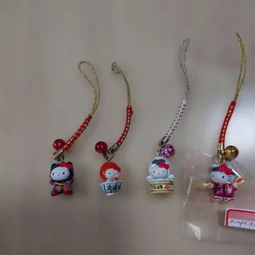 키티 스트랩 (4개)