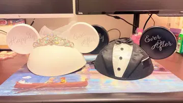 디즈니월드 이어햇 웨딩 세트