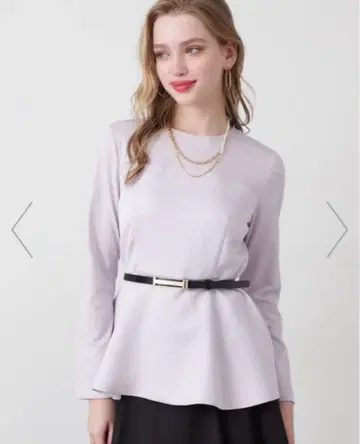 핑키앤다이안 2024년 신상 자카드 콤비 페플럼 블라우스