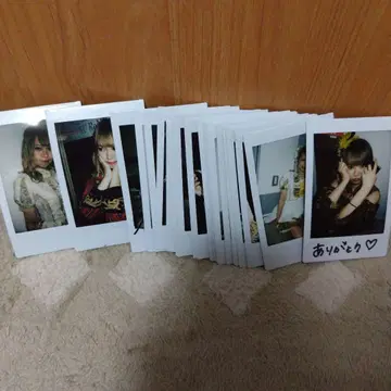 마키노 히로미 (레이디 투 키스) 사인 폴라로이드 포함 약 20장