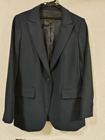 새상품급! 바나나 퍼블릭 다크 블루 테일러드 자켓