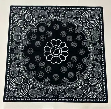 무라카미 다카시 카이카이키키 반다나 블랙 화이트