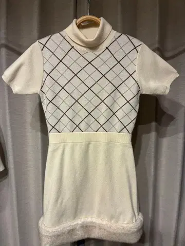 Darich 아가일 무늬 미니 원피스 반팔