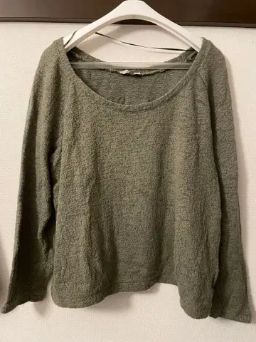 ZARA TRAFFIC 올리브 그린 니트 긴팔 카키 코튼 100