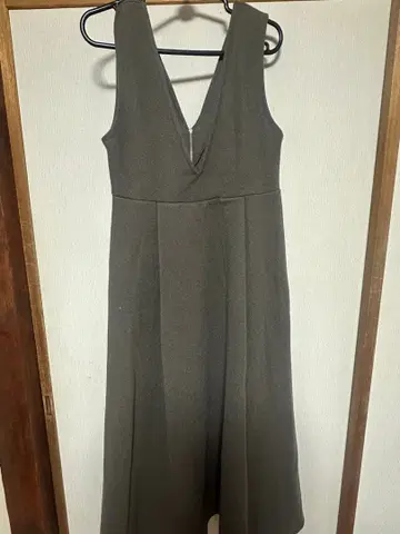 그레이 V넥 원피스 GRL