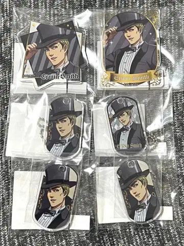 진격의 거인 eureka 복권 매지션 엘빈 도그택 아크릴 배지