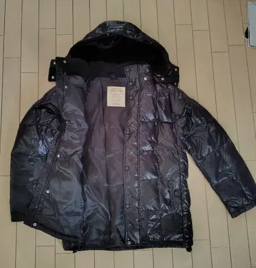 유니클로 프리미엄 다운 M 사이즈 정도