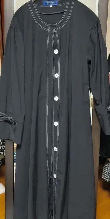 엠즈 그레이시 스프링 코트 블랙