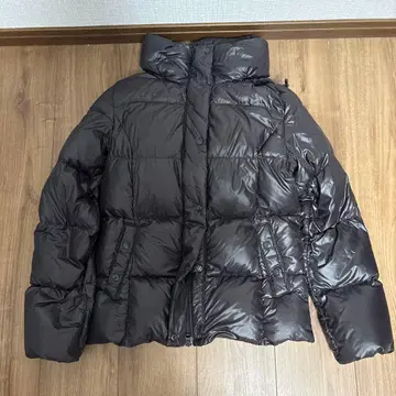 GAP 블랙 다운 자켓 퍼 포함