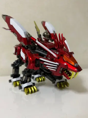 [ 완성품 ] 조이드 HMM 블레이드 라이거 AB 레온 컬러