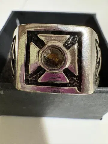 스퀘어형 빈티지 반지