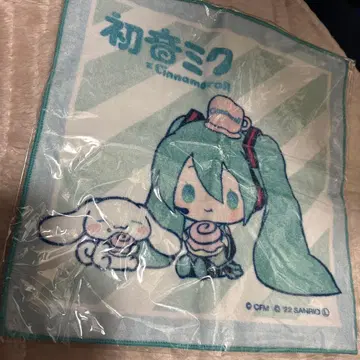 미사용 새상품 하츠네 미쿠 시나몬 시나모롤 산리오 손수건