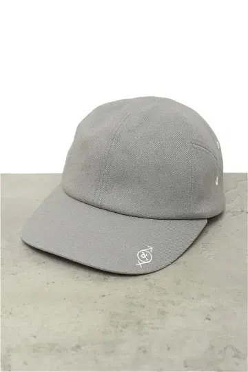 새상품급 saki et show 사키에쇼 퍼즐 캡 로고 자수 그레이