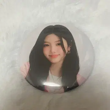 ILLIT GLITTER DAY 캔뱃지 원희