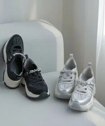 RANDA 비쥬 벨트 레이스업 스니커즈