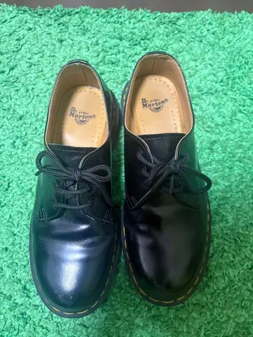 닥터 마틴 블랙 레이스업 슈즈