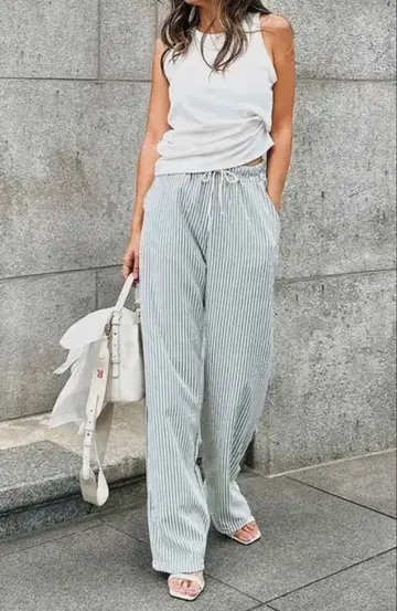 미사용 새상품 esutoreja 스트라이프 와이드 팬츠 라이트 블루