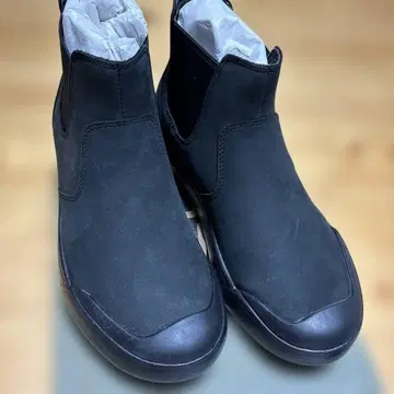 사이드 고어 부츠 미사용 새상품입니다.