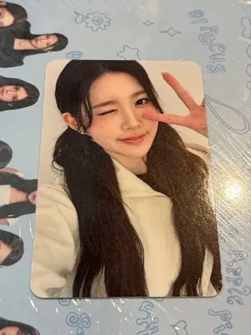 Hearts2Hearts 에이나 hellolive 영통 트레이딩 카드