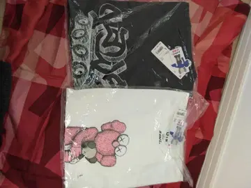 유니클로 KAWS 세트 3