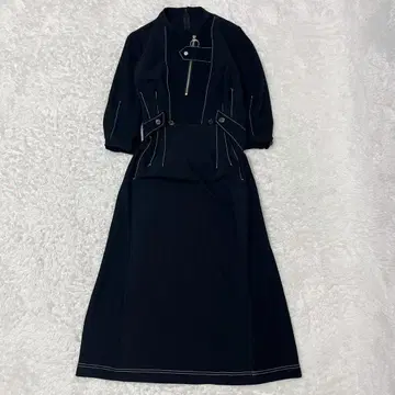 새상품급 유나이티드 도쿄 퍼프 유틸리티 원피스 사이즈 2