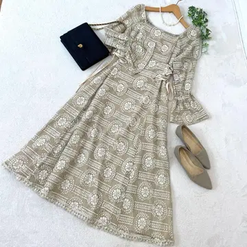 Omekashi 오메카시 롱 원피스 전체 레이스 베이지