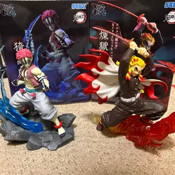 귀멸의 칼날 XrossLink 피규어 렌고쿠 쿄쥬로 & 아카자