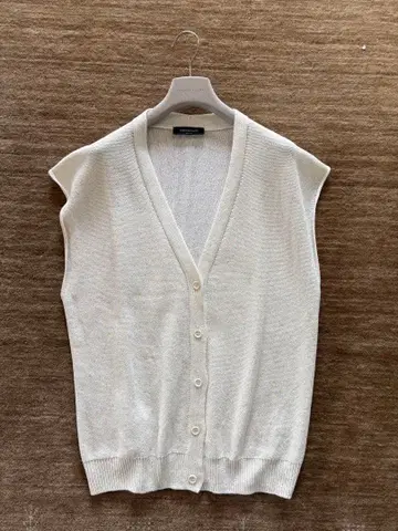 파비아나 필리피 화이트 스팽글 장식 니트 최신 택