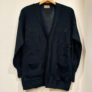 [실크 혼방] SHIZUKA WADA 자수 디자인 가디건 실크 1점