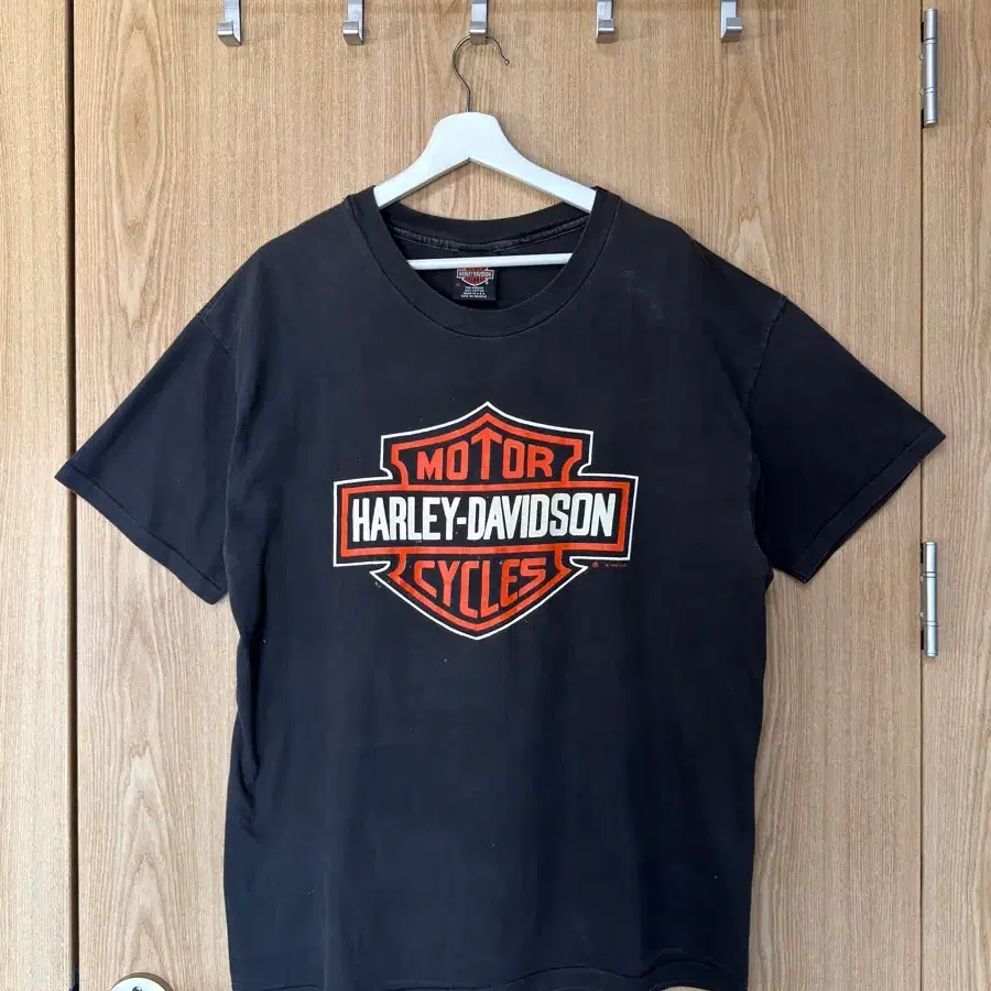 UVU Training Club T-shirt XL #uvu,#uvu티셔츠 on Bunjang Global Site.