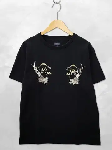 동양 엔터프라이즈 TT79588 자수 반팔 스카 T셔츠 L